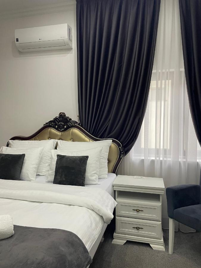 Hotel Palace Velika Kladusa Eksteriør bilde